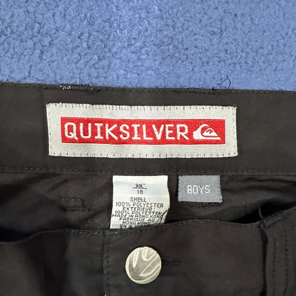 Boys Quiksilver cargo shorts size 29, black soft polyester material, xlnt cond - Picture 2 of 7